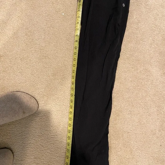 Lululemon Black Dance Studio Pants Size 4 - Picture 8 of 8